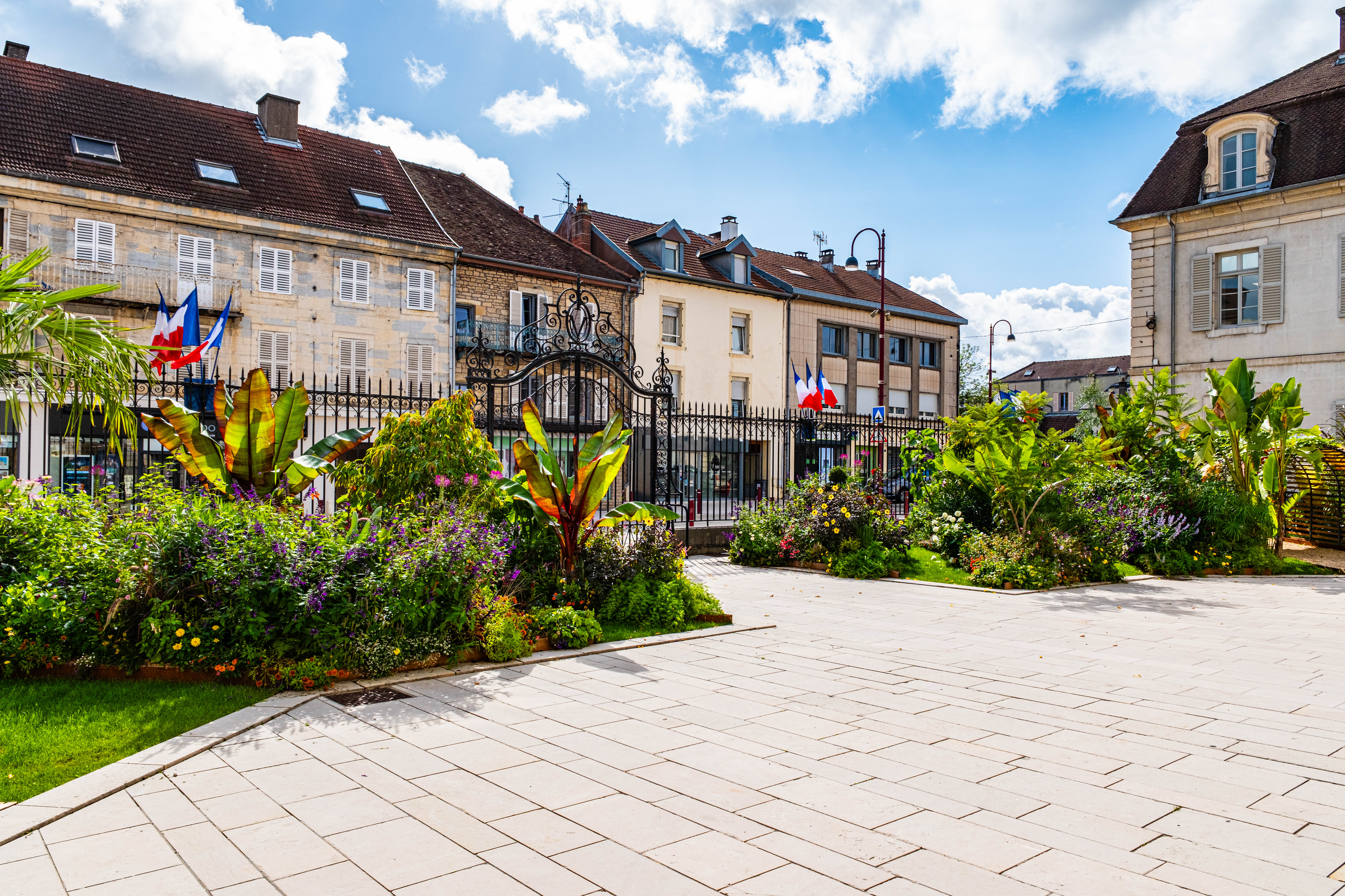 2112Vesoul--Ville-Fleurie--Tour-des-vegetalisations